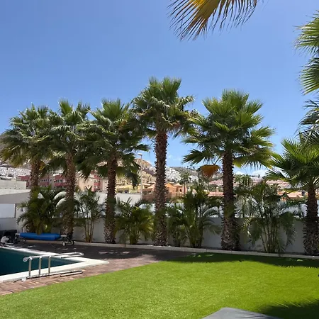 Villa Adelina In *