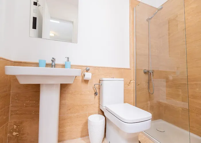 Adelina In فيلة أذيخي